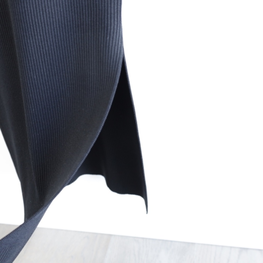 Theory Hedrisa Lustrate Ribbed-Knit Mock-Neck Dress - Picture 7 of 8